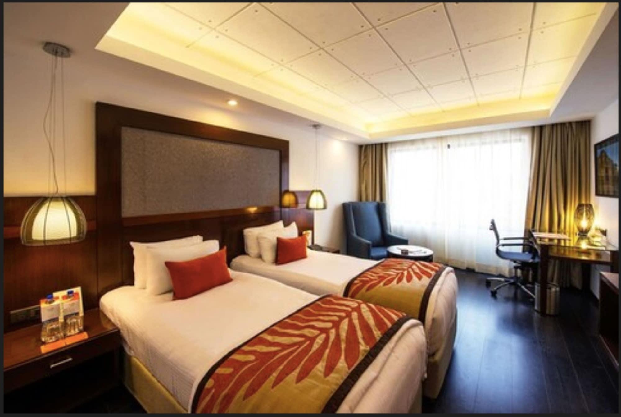 The Cunningham Hotel Bangalore Eksteriør billede
